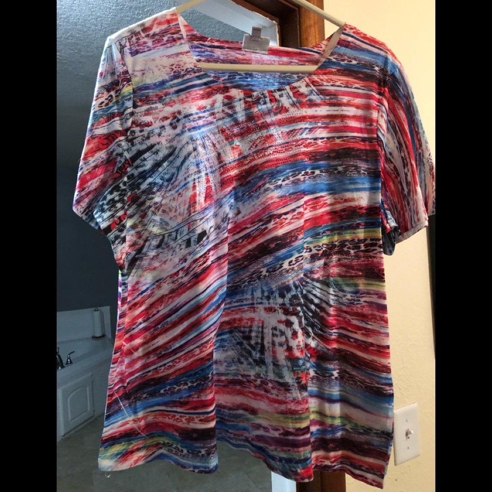 Avenue bright multicolored tee